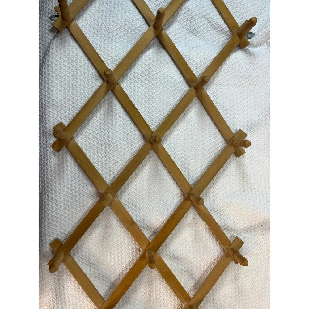 VTG 49 Peg Accordion Wall Rack Natural Wood Expandable‎ 20
